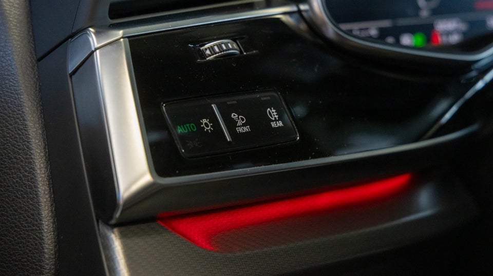 Audi RS Q8 4,0 TFSi quattro Tiptr. Van 5d