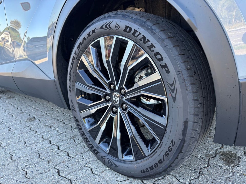 Toyota C-HR+ 77 Active 5d
