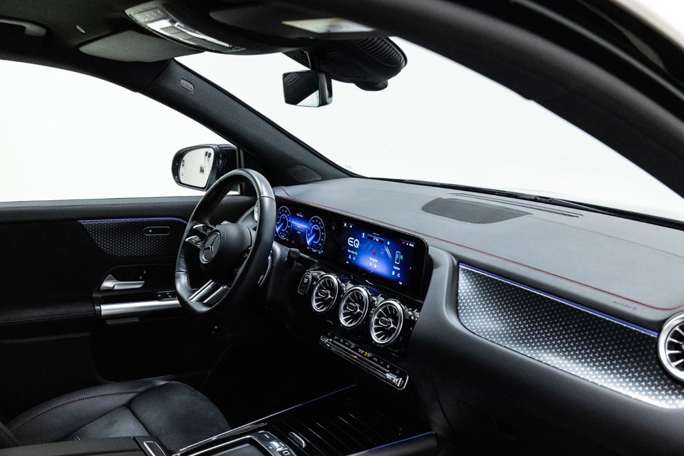 Mercedes EQA350 AMG Advance Plus 4Matic 5d