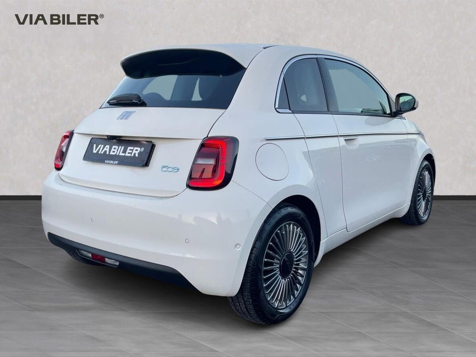 Fiat 500e 42 la Prima 3+1 4d