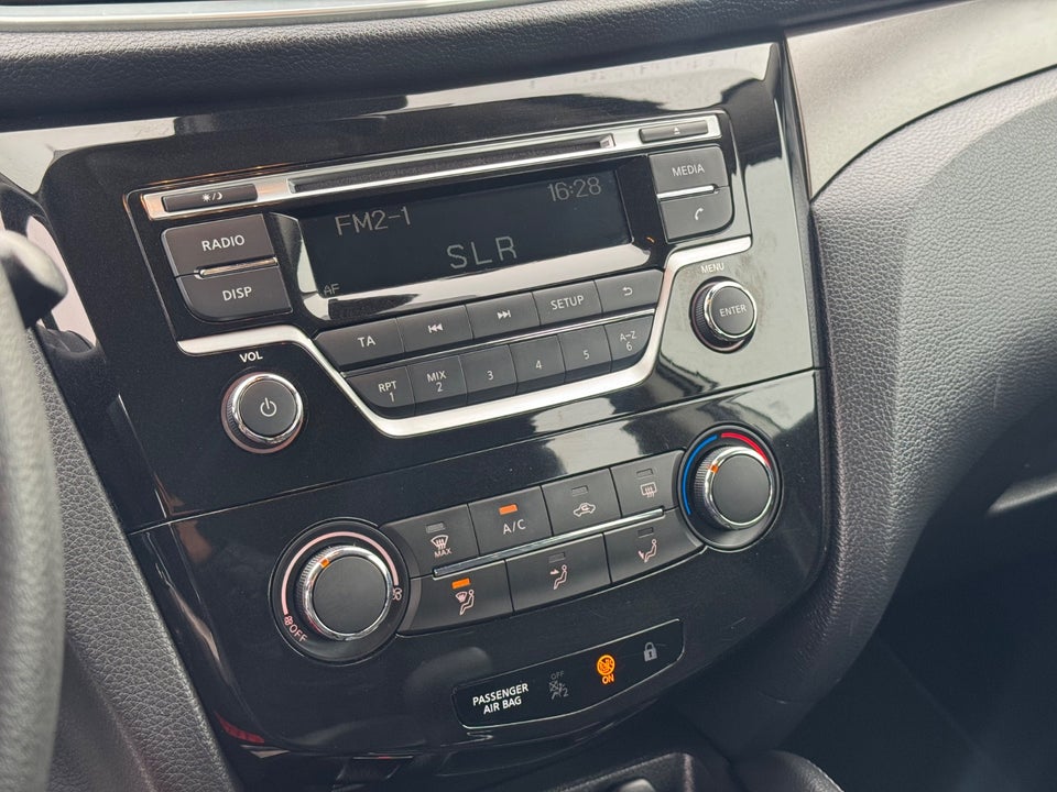 Nissan Qashqai 1,3 Dig-T 140 Acenta 5d