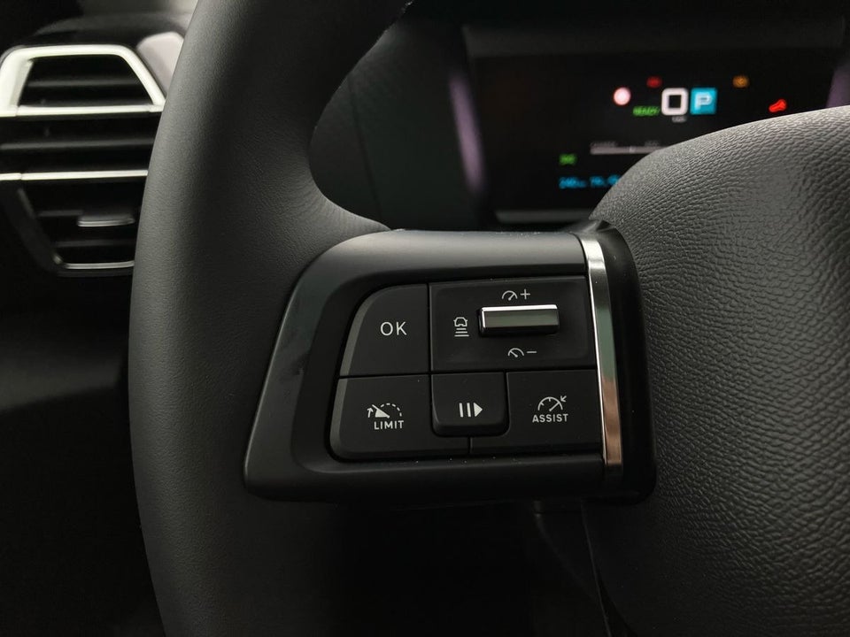 Citroën ë-C4 X 50 Shine 4d