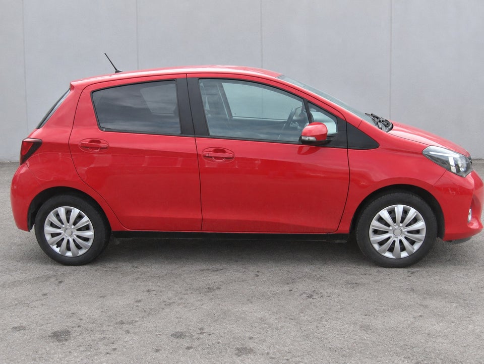 Toyota Yaris 1,0 VVT-i T1 Style 5d