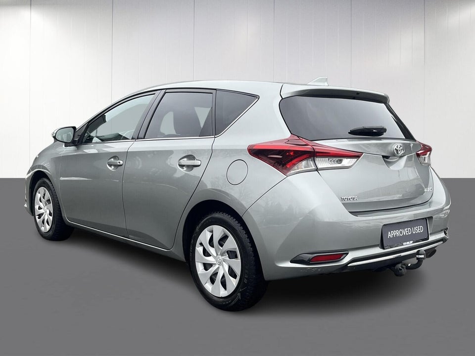 Toyota Auris 1,2 T T2 Comfort 5d