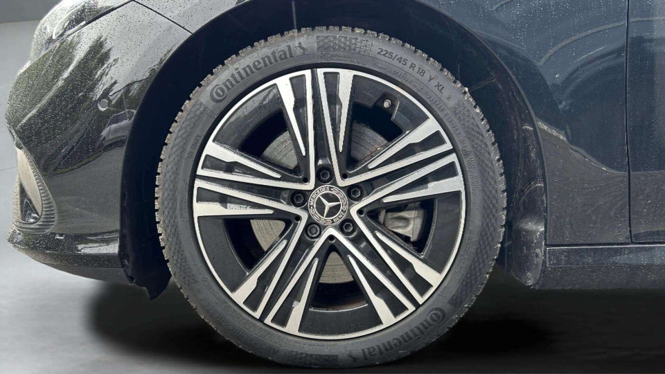 Mercedes CLA250+ EQ Progressive Advance Plus 4d