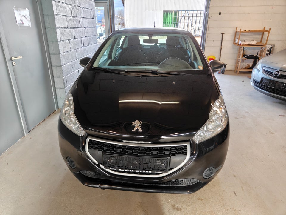 Peugeot 208 1,0 VTi Access 5d
