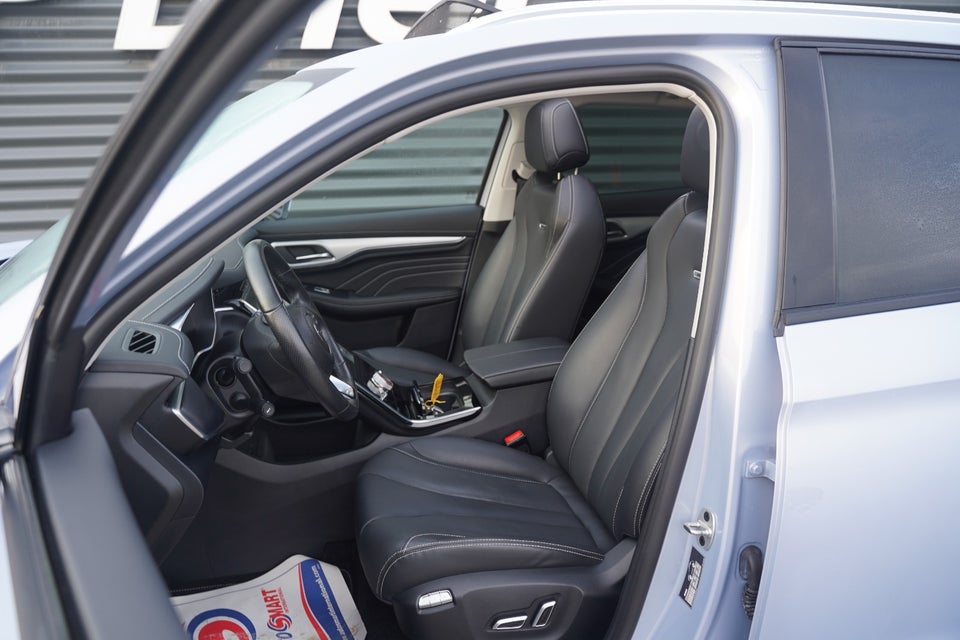 MG Marvel R Performance 5d