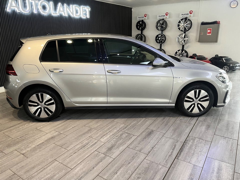 VW Golf VII 1,4 GTE DSG 5d
