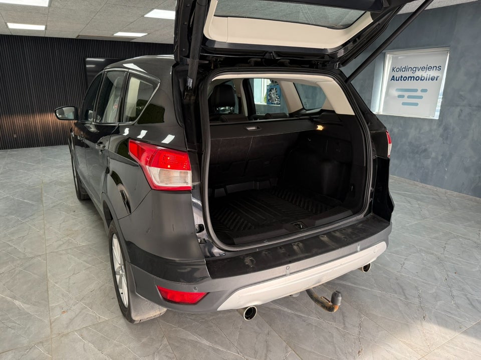Ford Kuga 2,0 TDCi 163 Titanium aut. AWD 5d