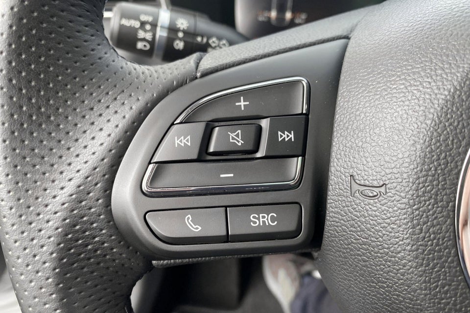 MG Marvel R Performance 5d