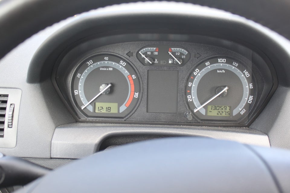 Skoda Fabia 1,4 16V 75 Ambiente Combi 5d