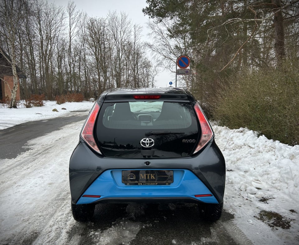 Toyota Aygo 1,0 VVT-i x-touch 5d