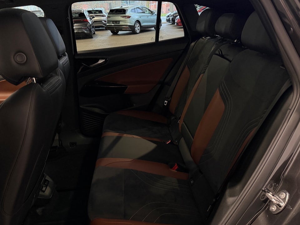 VW ID.4 77 Pro Performance Tech 5d