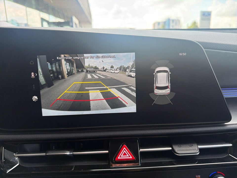 Kia Niro 64 EV Premium 5d