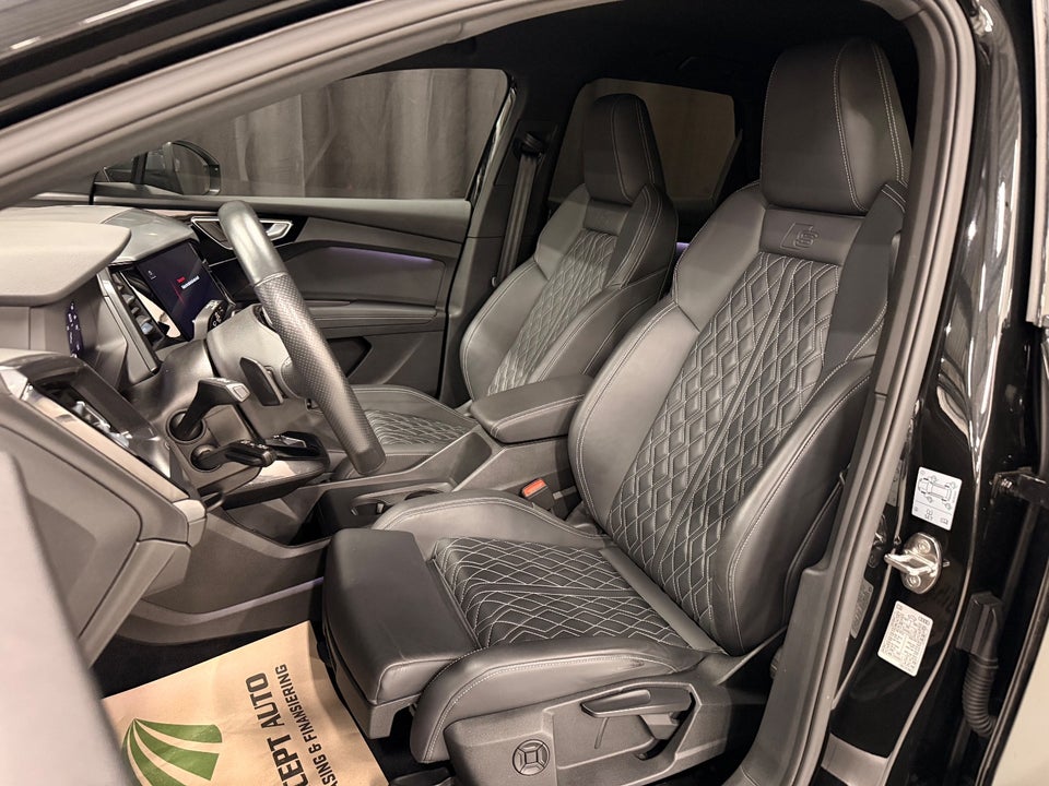 Audi Q4 e-tron 50 S-line quattro 5d