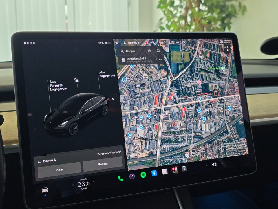 Tesla Model 3 Long Range AWD 4d