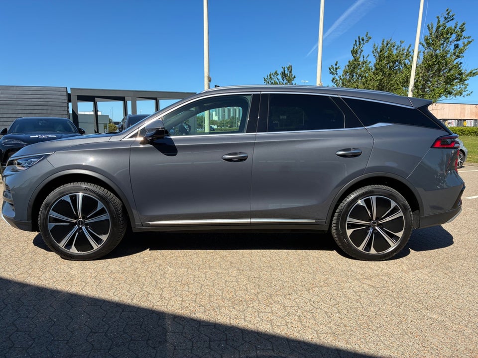 BYD Tang 109 Flagship AWD 7prs 5d