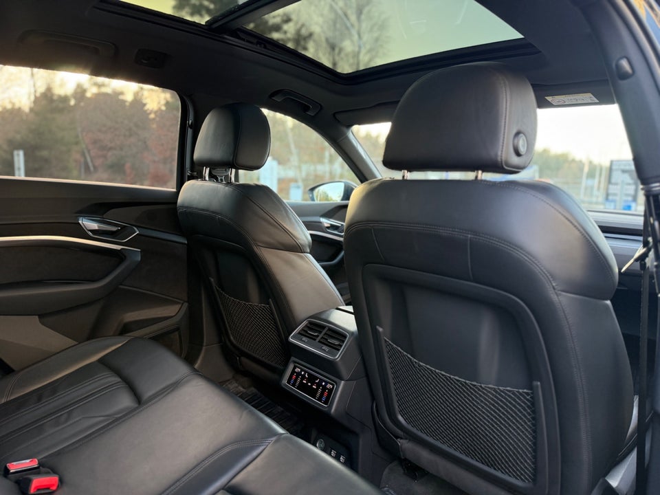 Audi e-tron 55 S-line quattro 5d