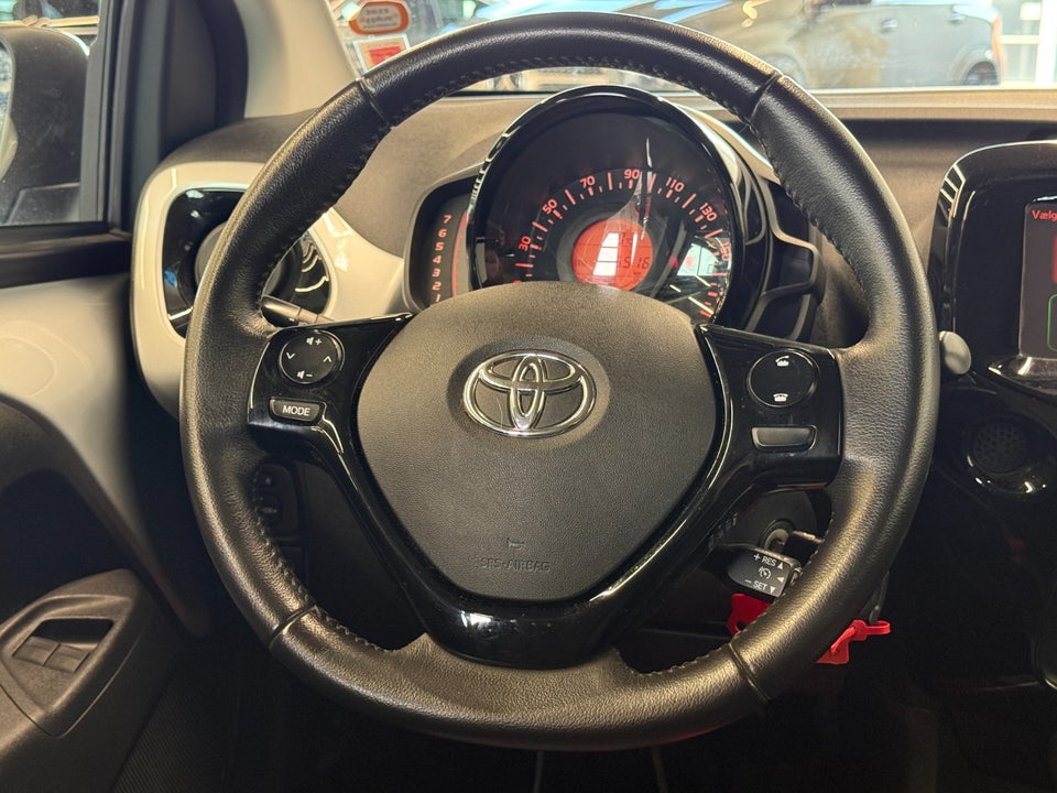 Toyota Aygo 1,0 VVT-i Air 5d