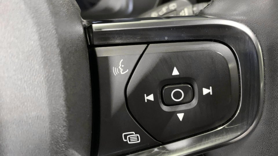 Volvo XC40 P6 ReCharge Core 5d