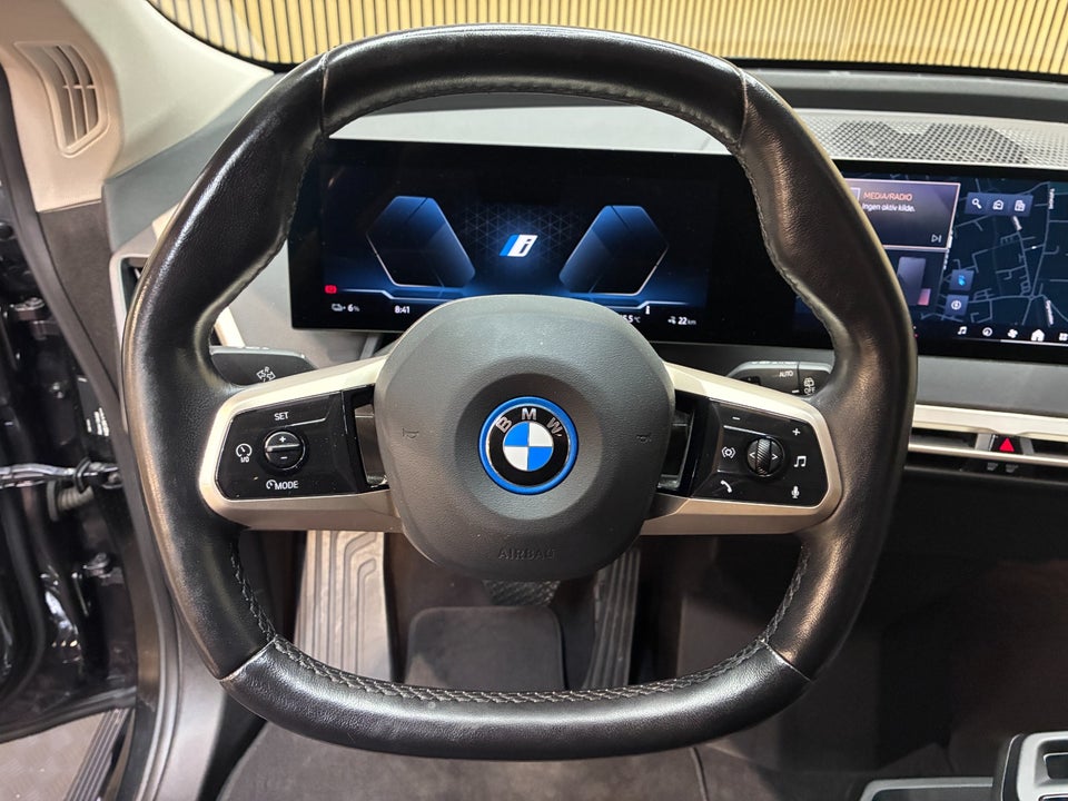 BMW iX xDrive40 Sport 5d