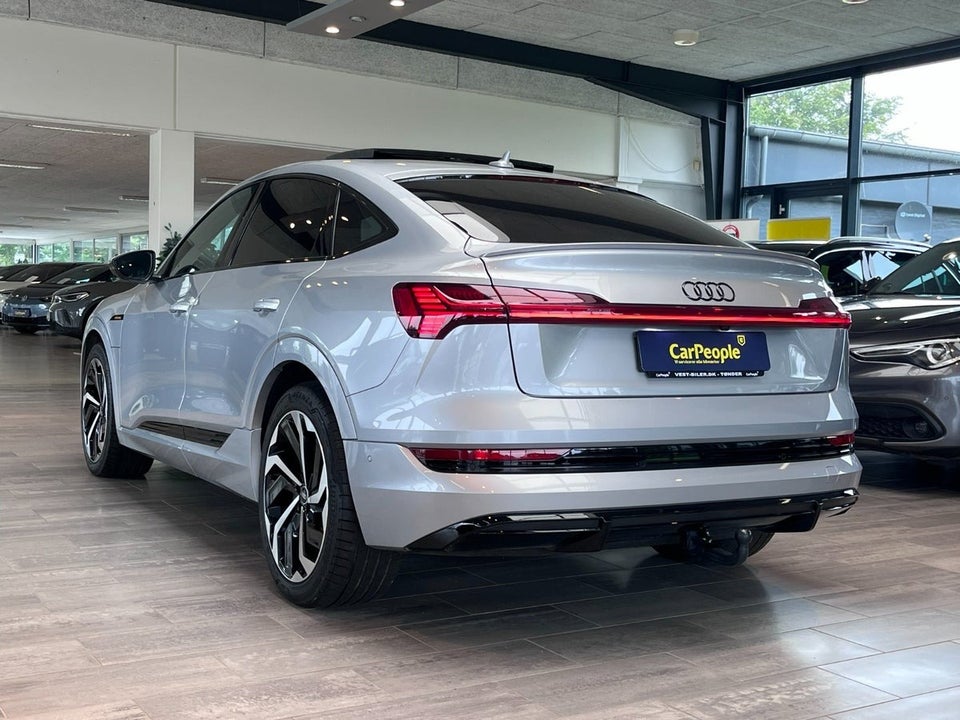 Audi e-tron 55 S-line Sportback quattro 5d