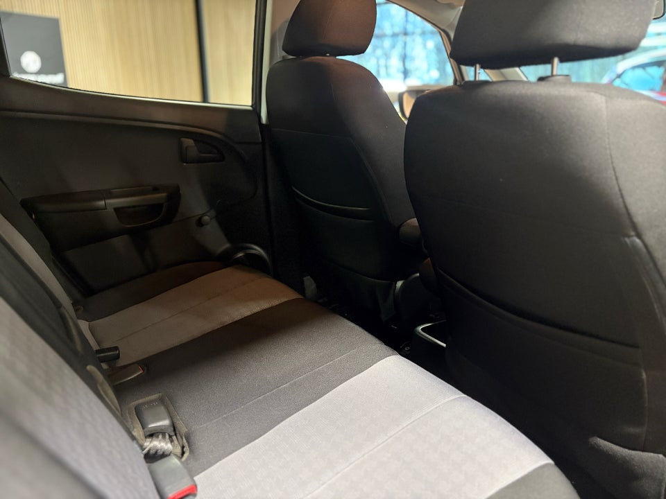 Kia Venga 1,4 CVVT Attraction 5d