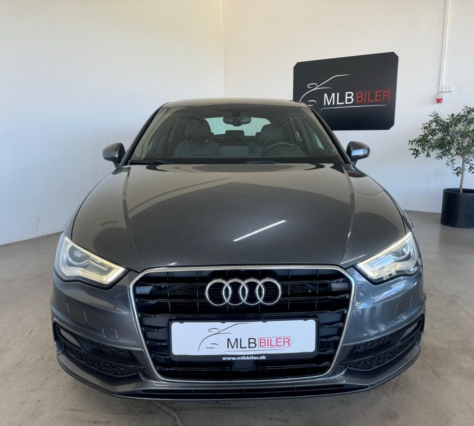 Audi A3 2,0 TDi 150 S-line Sportback S-tr. 5d