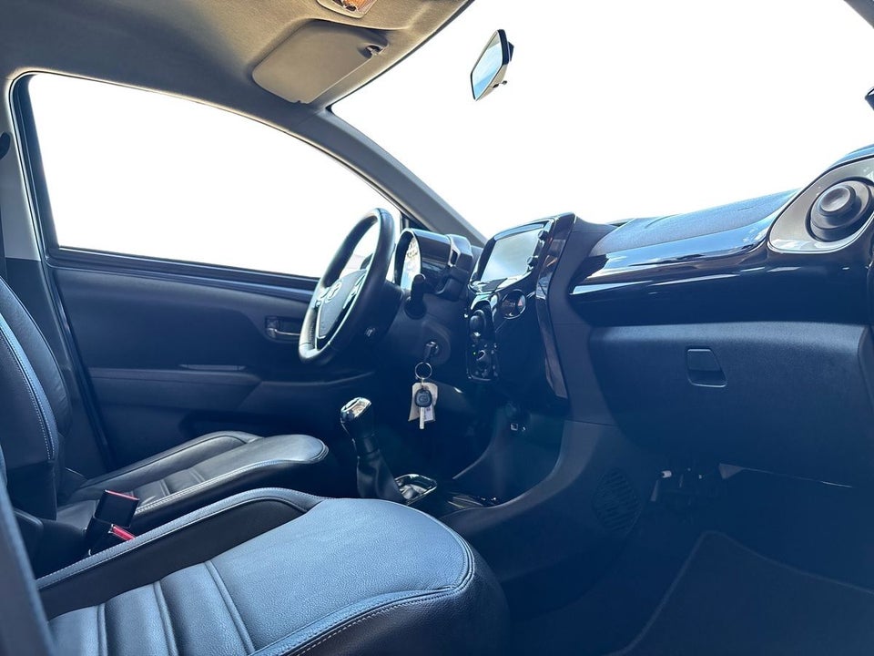 Toyota Aygo 1,0 VVT-i x-cellence 5d