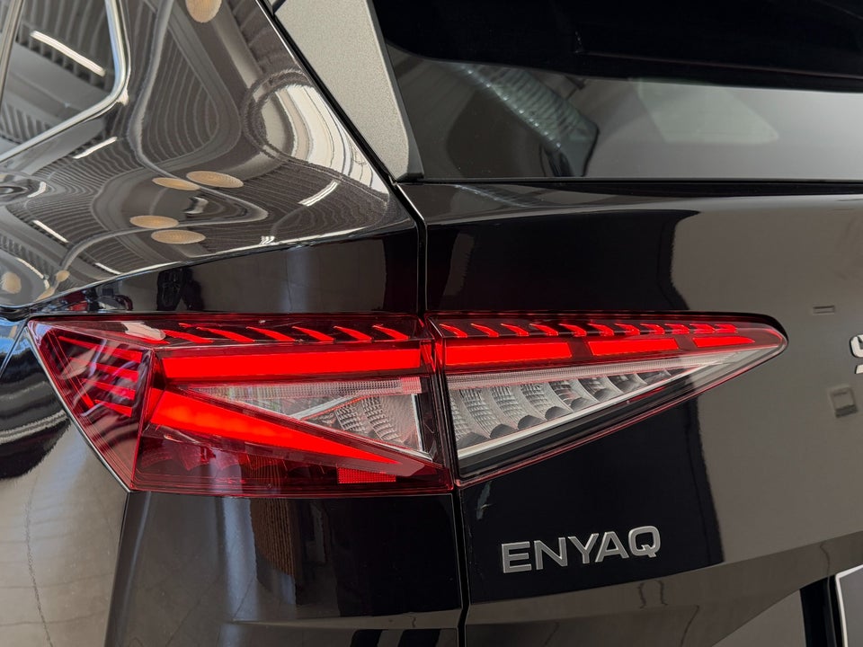 Skoda Enyaq 85 iV Premium 5d