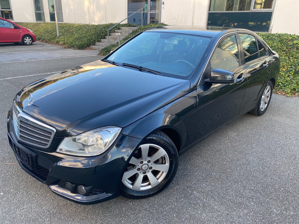 Mercedes C180 2,2 CDi Elegance BE 4d