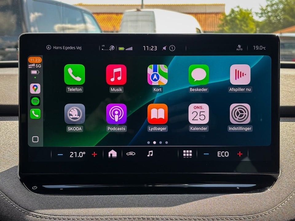 Skoda Enyaq 60 iV Loft 5d