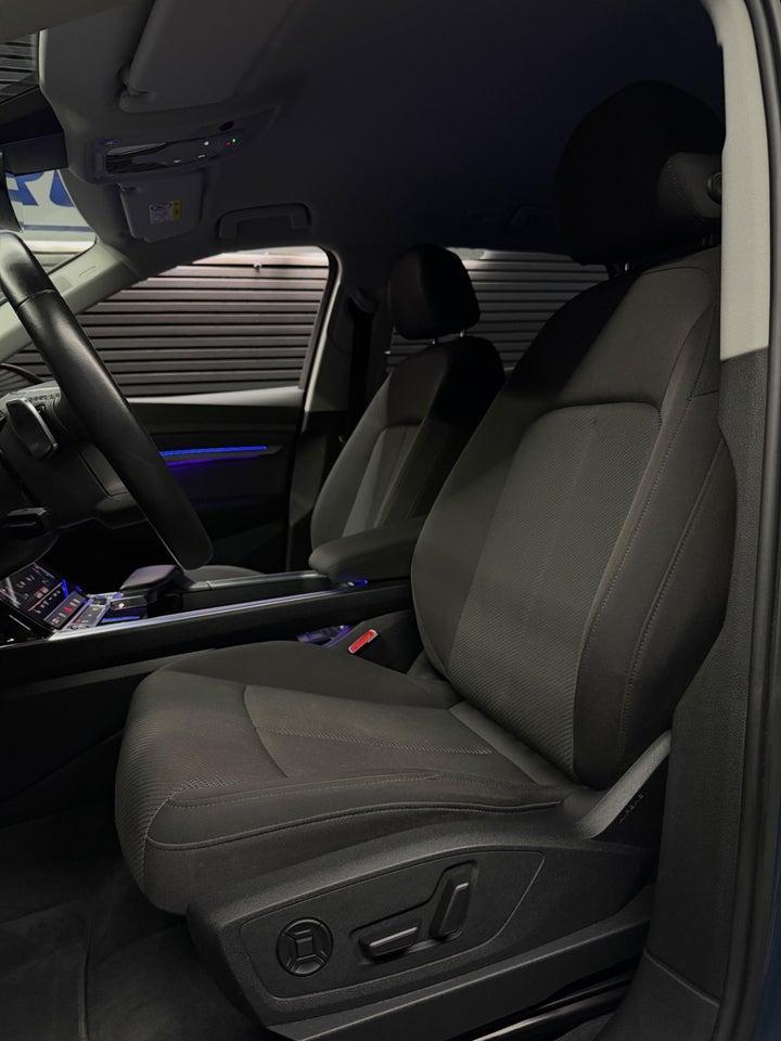 Audi Q8 e-tron 55 Advanced quattro 5d