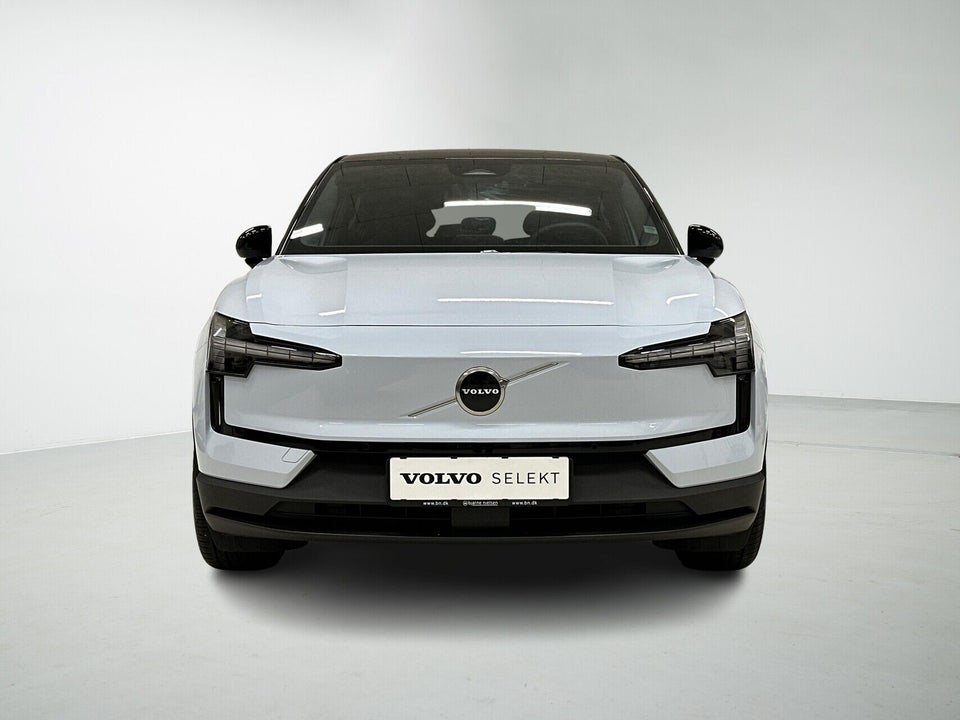 Volvo EX30 Standard Range Plus 5d