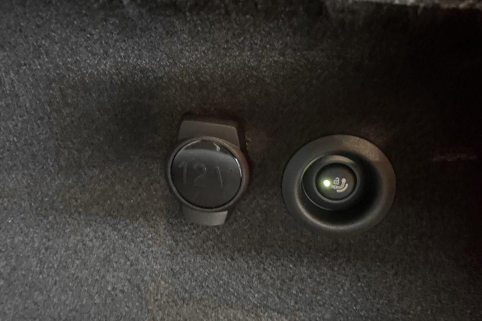 BMW iX1 xDrive30 Fully Charged 5d