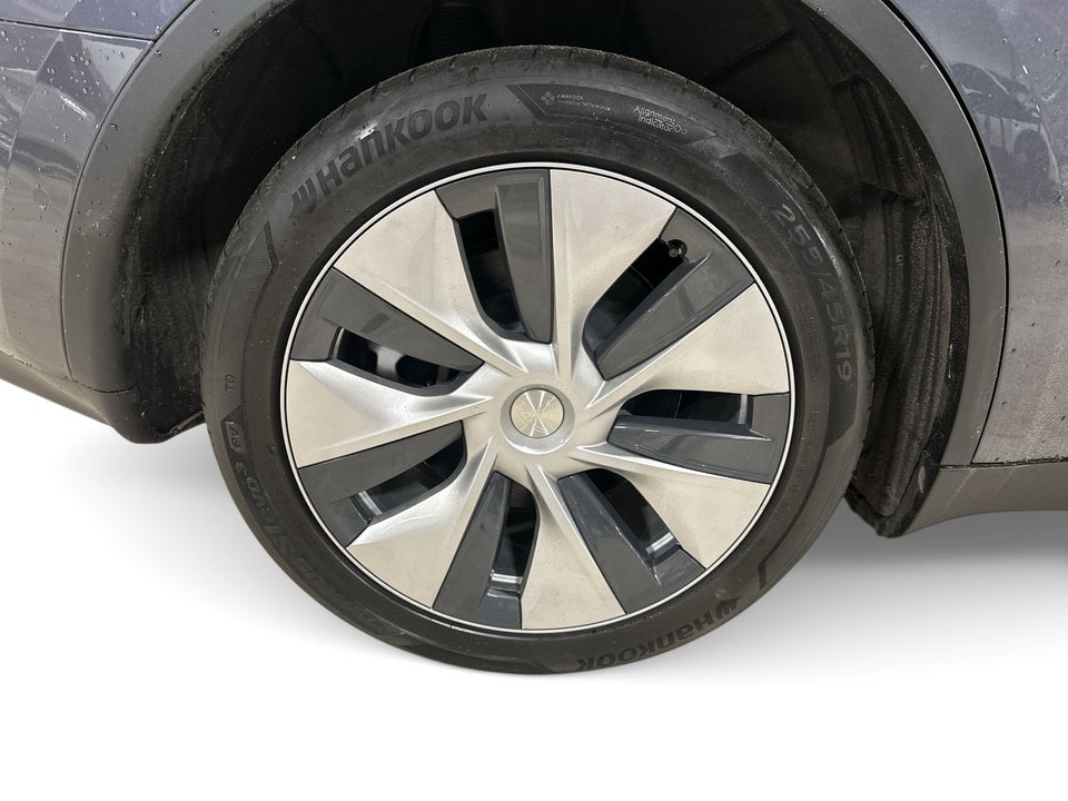 Tesla Model Y Long Range AWD 5d