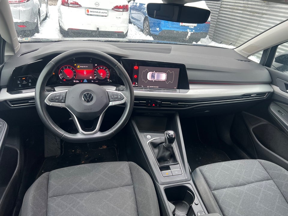 VW Golf VIII 1,5 TSi 130 Life 5d