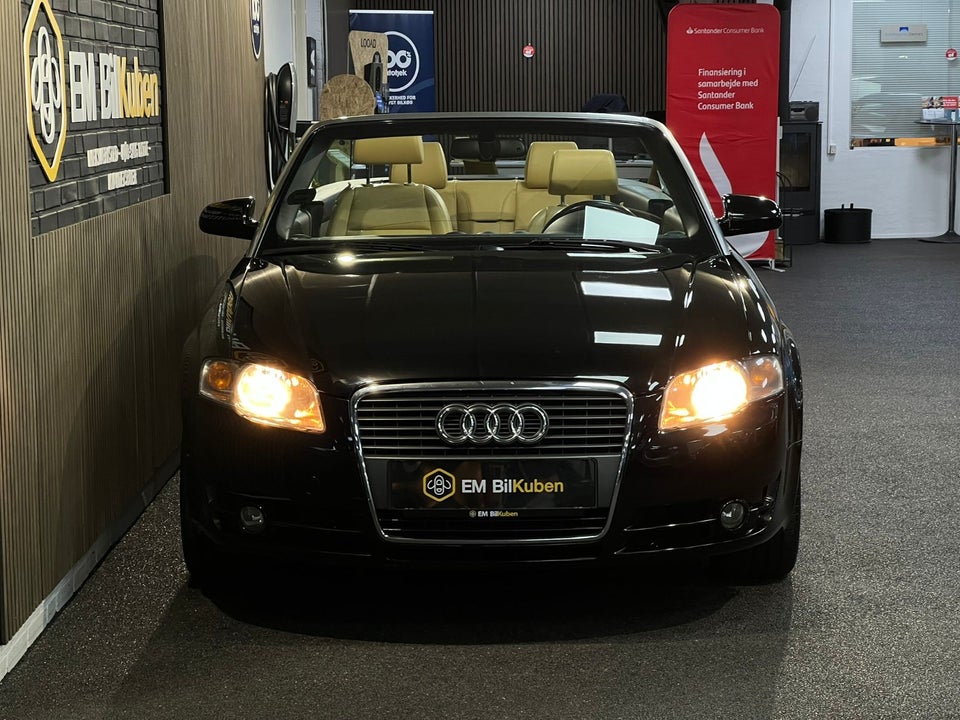 Audi A4 1,8 T 163 Cabriolet Multitr. 2d