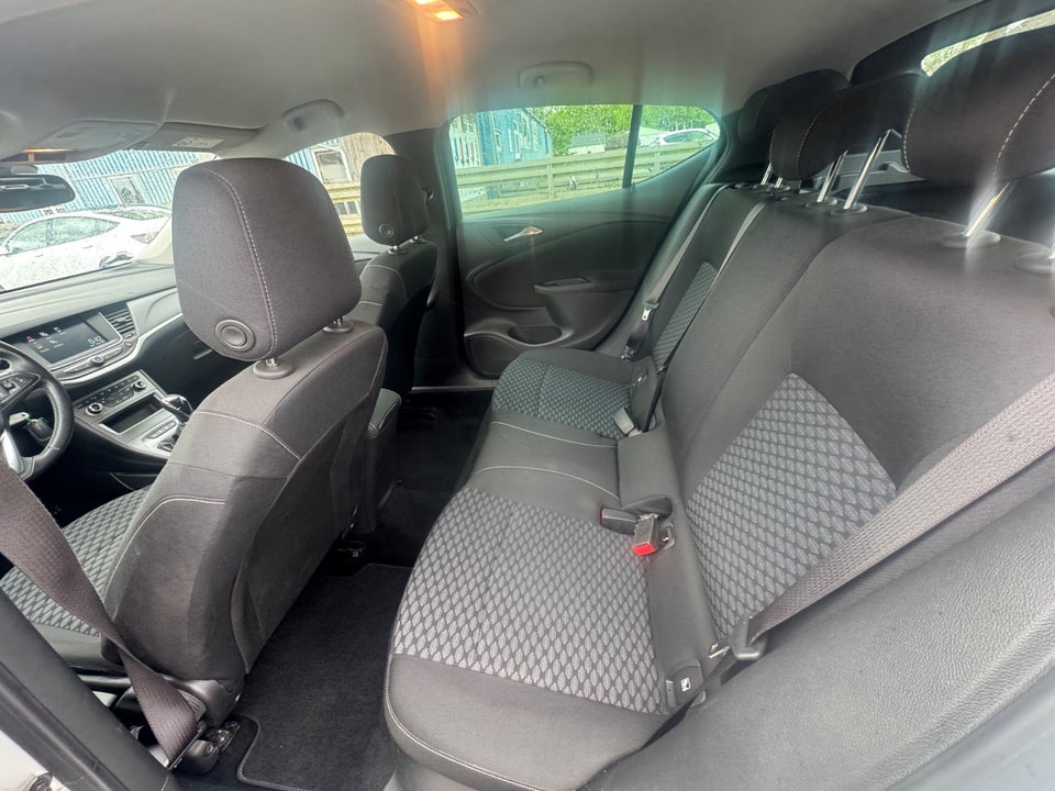 Opel Astra 1,0 T 105 Enjoy 5d