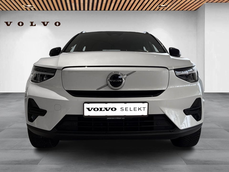 Volvo XC40 ReCharge Extended Range Plus 5d