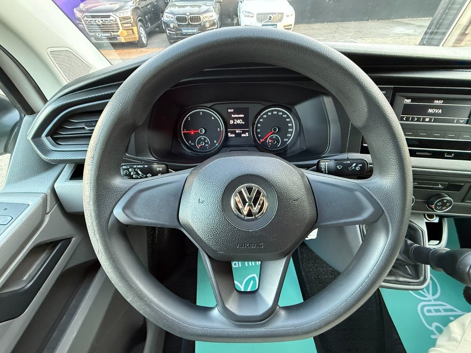 VW Transporter 2,0 TDi 110 Ladvogn kort