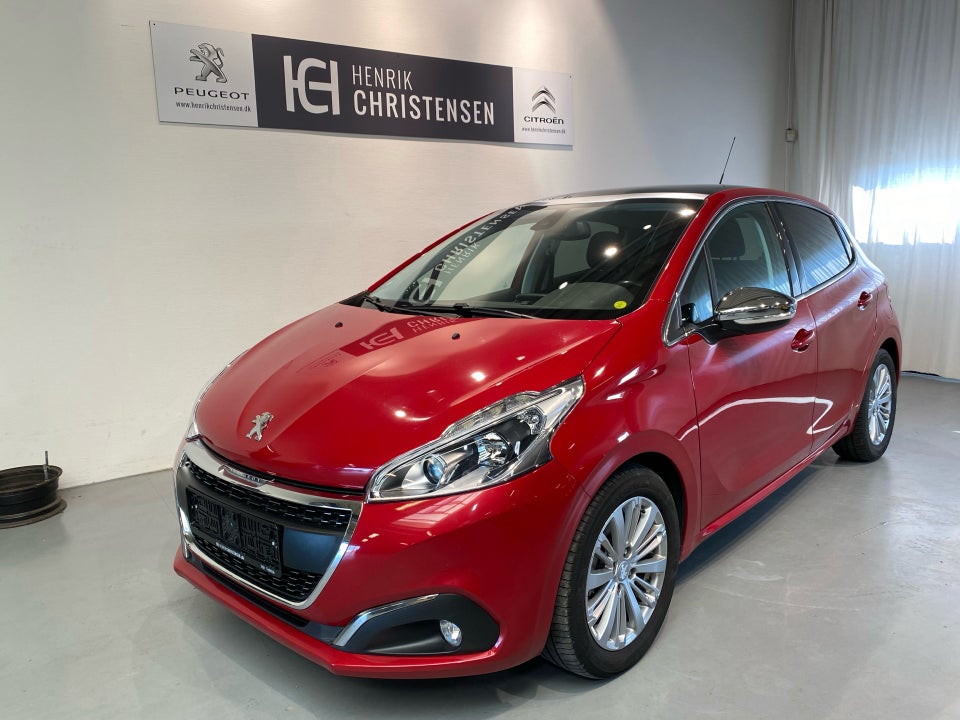 Peugeot 208 1,6 BlueHDi 100 Selection Sky 5d