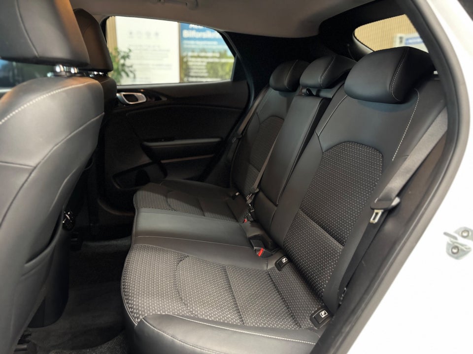 Kia XCeed 1,4 T-GDi Comfort DCT 5d