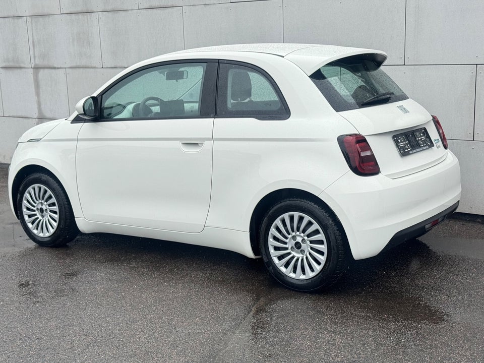 Fiat 500e 42 Icon 3d