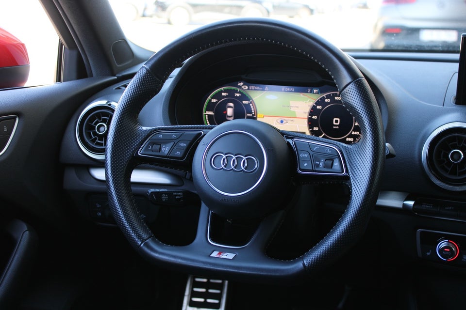 Audi A3 1,4 e-tron S-line Sportback S-tr. 5d