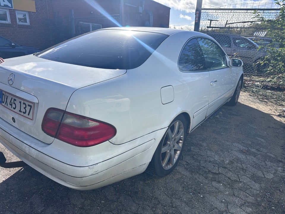 Mercedes CLK320 3,2 Elegance Coupé aut. 2d