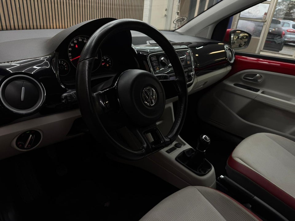 VW Up! 1,0 75 High Up! BMT 3d