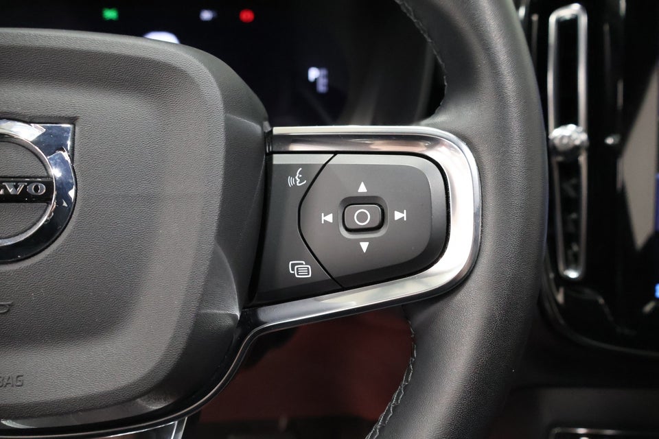 Volvo XC40 P6 ReCharge Core 5d