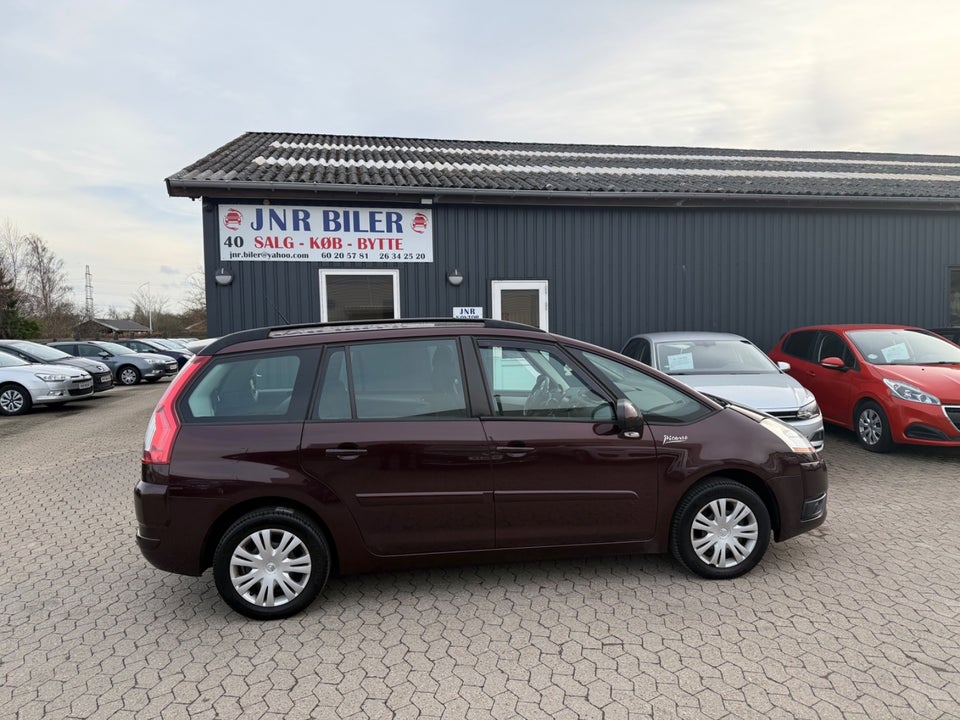 Citroën Grand C4 Picasso 2,0 16V VTR+ E6G 7prs 5d
