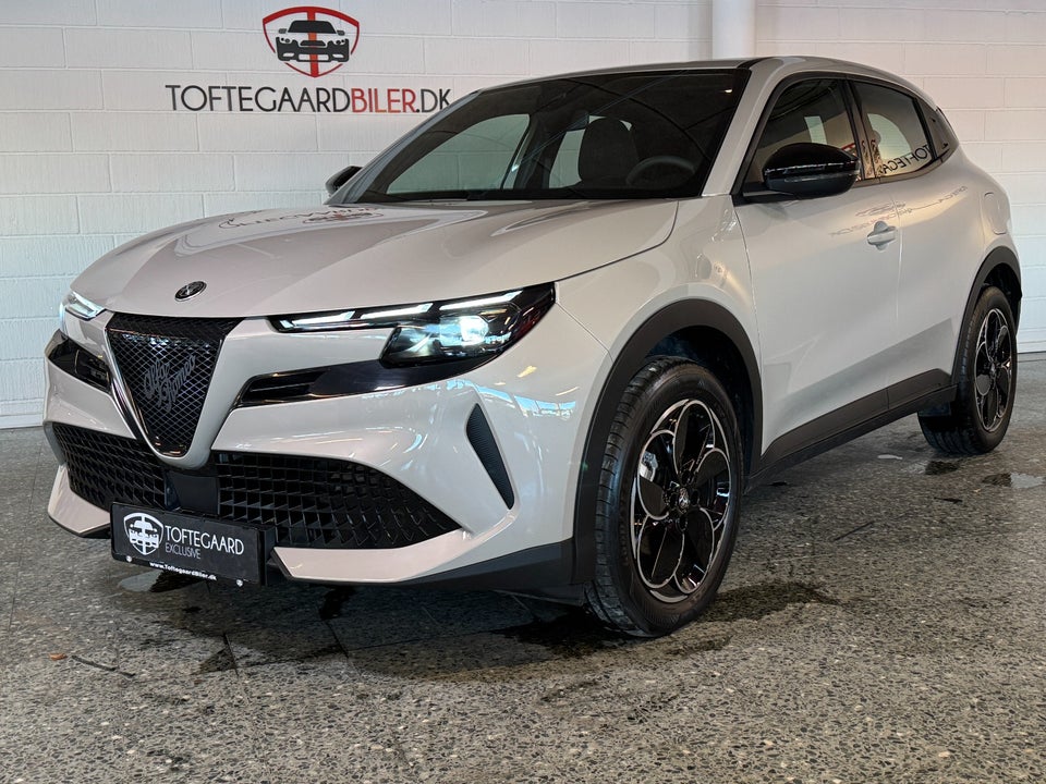 Alfa Romeo Junior Elettrica Core 5d